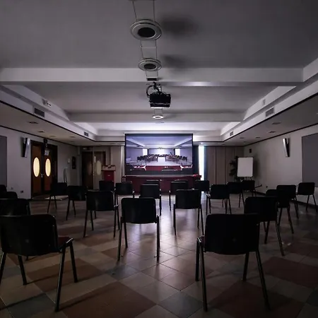 Hotiday Garibaldi Hotel