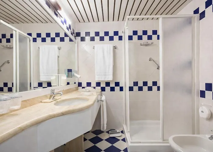 Hotiday Garibaldi 4*